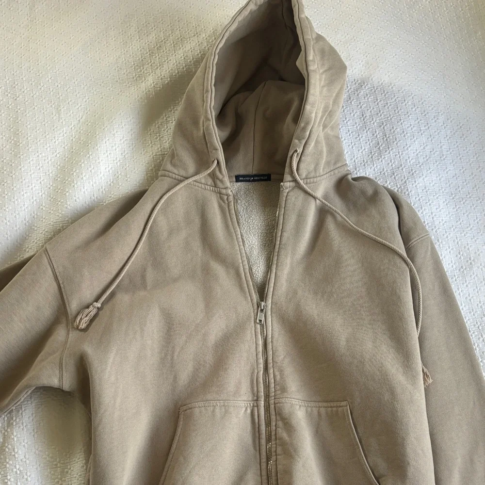 Brandy Melville Beige Hoodie Jacket - Picture 1 of 3